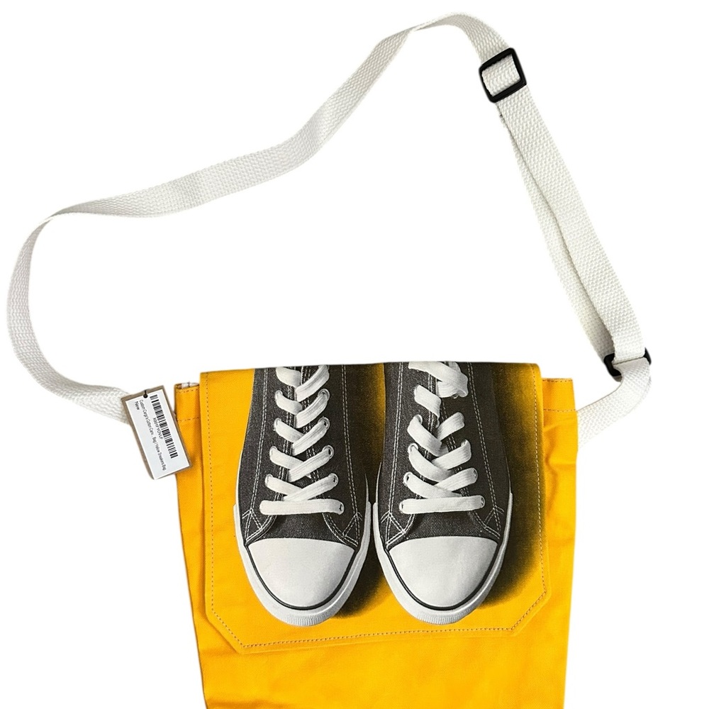 Chic Yellow and White Crossbody Bag